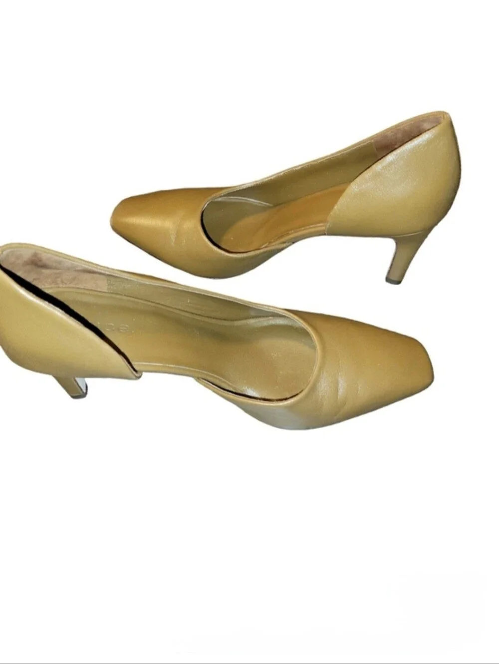 Vince Tiana Pointed Toe Leather Pumps Tan Fawn - The Perfect Neutral Size 7